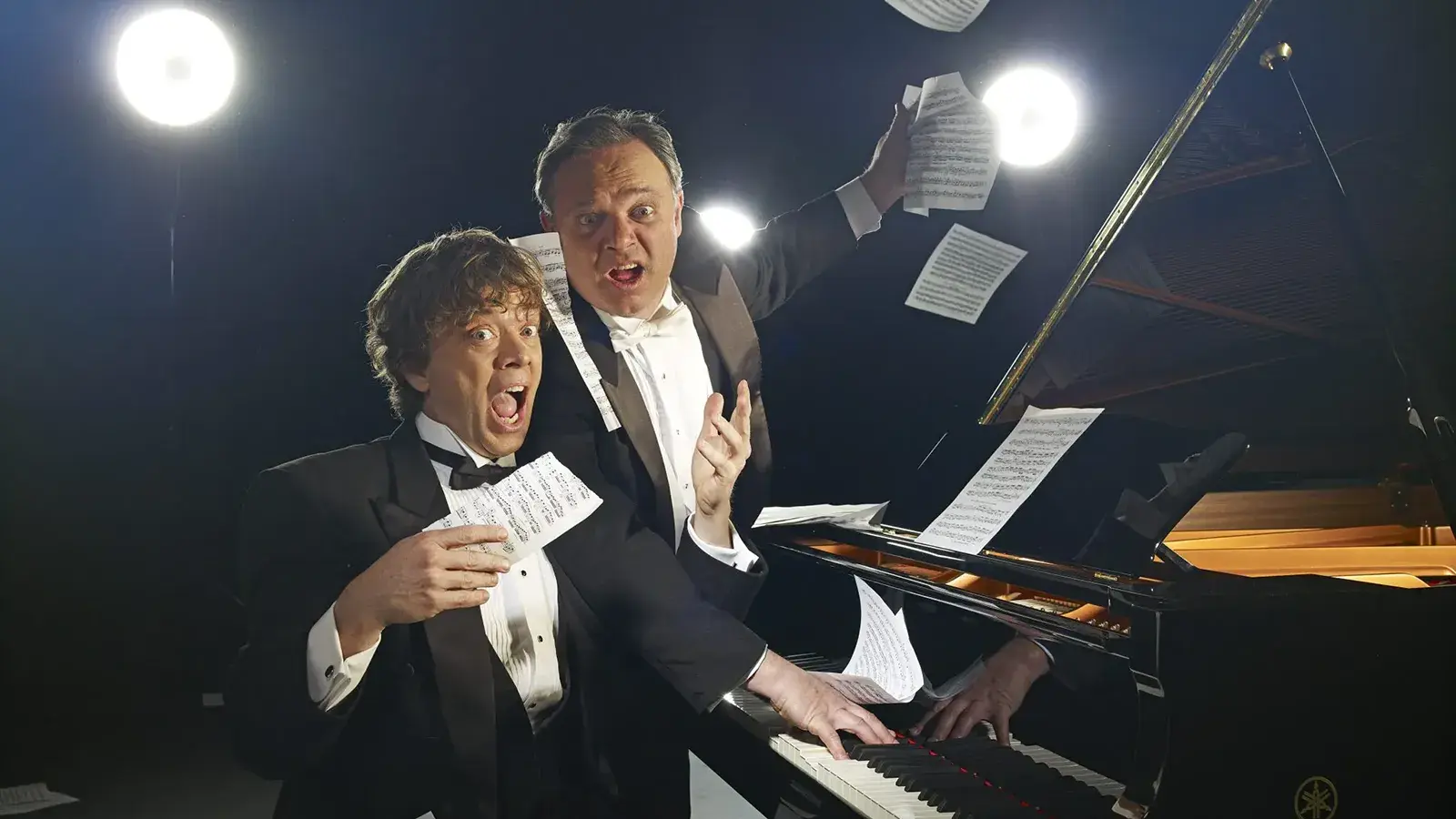 2 Pianos 4 Hands